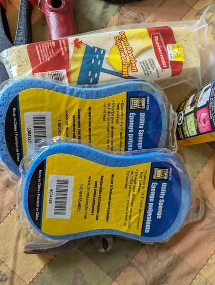 Photo of free Sponges, cleaning stuff (Old Barrhaven) #1