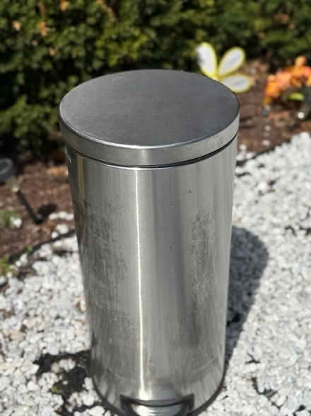 Photo of free Stainless Steel Garbage Can (Jamaica Queens) #1