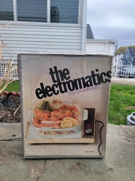 Photo of free Vintage Table Range (Revere, near Malden) #1