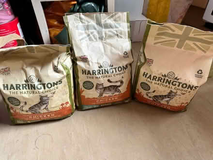 Photo of free 3 2kg bags of cat food (Upper Holloway N4) #1