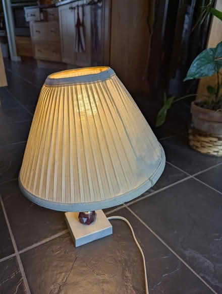 Photo of free Old lamp (Old Barrhaven) #2