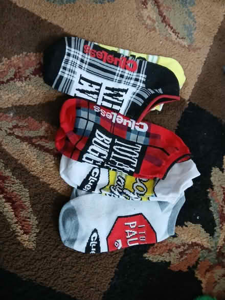 Photo of free 4 pairs of no show clueless socks (Juan tabo and Lomas) #1