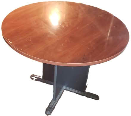 Photo of free Round Table (Front Royal) #1