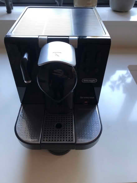 Photo of free Nespresso coffee machine (GU22) #1