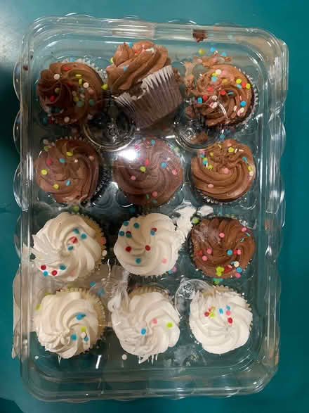 Photo of free Dozen cupcakes (Lake City/Meadowbrook) #1