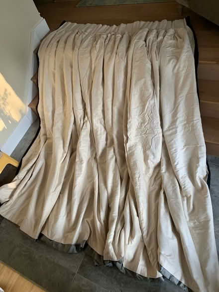 Photo of free Large silk/satin effect curtain, silver with black edges (Ashtead KT21) #3