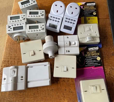 Photo of free Selection of Light Timers (Old Slade KT16) #2