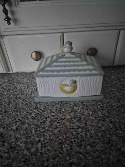 Photo of free Butter dish with lid (Ashington (NE63)) #1