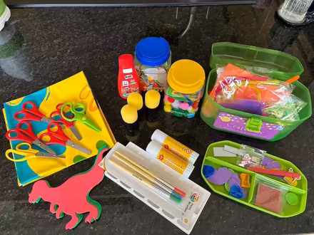 Photo of free Box of kids crafting stuff (Hook SO31) #1