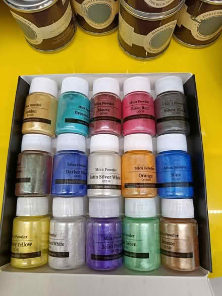 Photo of free Mica colour powder for crafts (GU2 Stoughton) #2