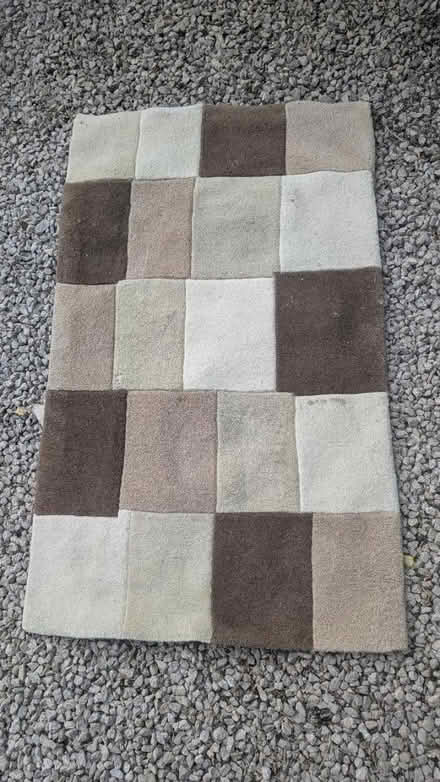 Photo of free Dunelm wool rug (Desford LE9) #1