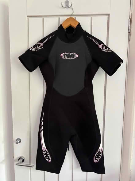 Photo of free Women’s short sleeved/short leg wetsuit, size 8/10 (Elmers End BR3) #1