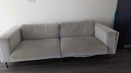 Photo of free 3-seater sofa in perfect condition (SE240NY) #2
