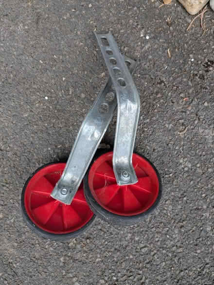 Photo of free Bike stabilisers (Tangmere) #1