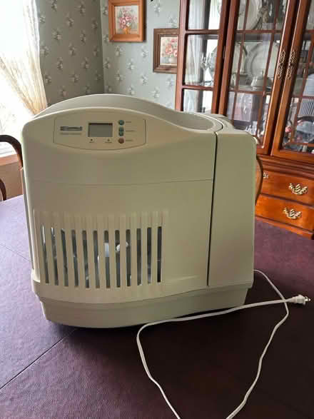 Photo of free Humidifiers (Douglassville (Yellow House)) #3