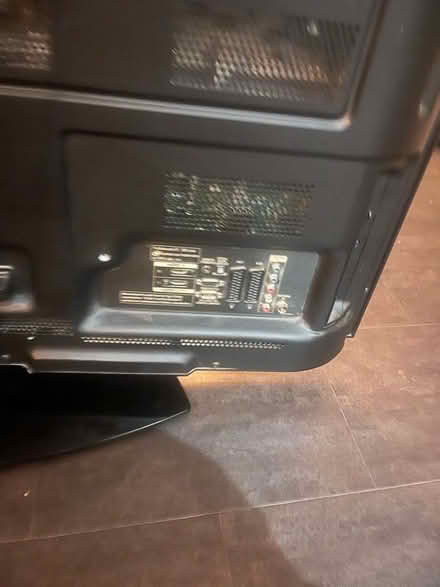 Photo of free TV 42 inch (Emerson's Green BS16) #3