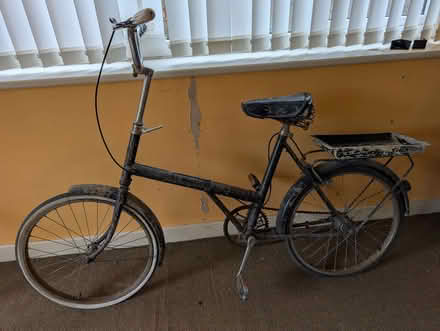 Photo of free Vintage Raleigh Shopper Bicycle (Mold CH7) #1