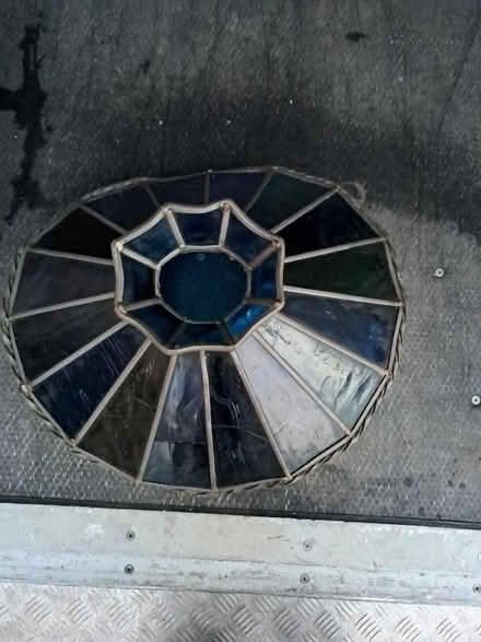 Photo of free Leaded glass lampshade (Ludlow SY8) #4