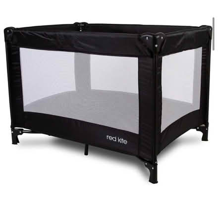 Photo of Travel cot (E5 Clapton) #1