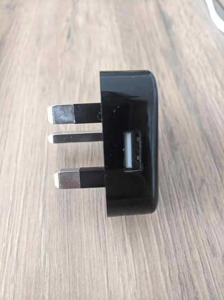Photo of free USB wall plug (Broomhall, S1) #2