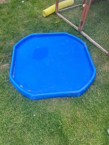 Photo of free Tuff tray (ME13) #1