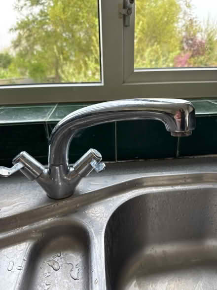 Photo of free Two taps (Five Mile Drive OX2) #1