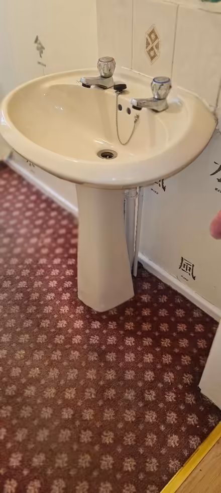Photo of free Pedestal sink with taps (West Bridgford NG2) #2