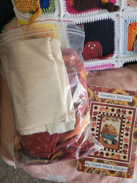 Photo of free fall themed quilt kit (near lowell general maincampus) #2
