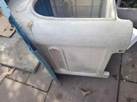 Photo of free Dog kennel (PE7) #3