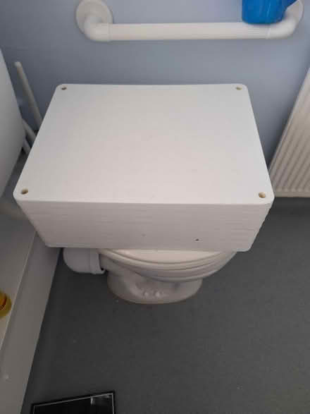 Photo of free Step for getting out of bath (Sutton) #1