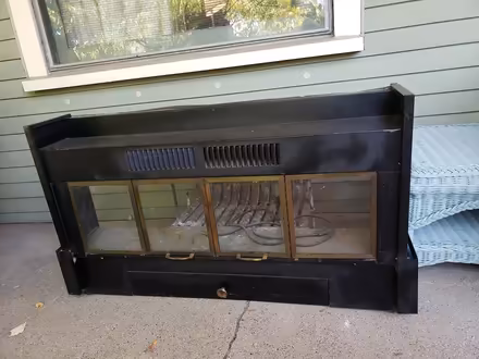 Photo of free woodburning fireplace insert (East Price hill) #2