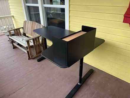 Photo of free Large L-shaped desk (West Woodland (east Ballard)) #3