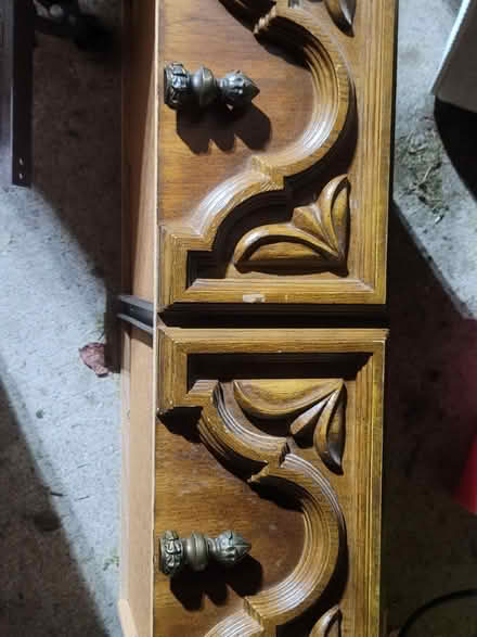 Photo of free Vintage chest of drawers (Belleville) #2