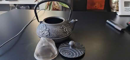 Photo of free Cast iron tea pot (Wandsworth Common SW12) #2