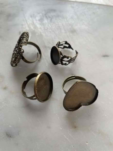 Photo of free large bundle of brass rings (Garthmyl SY15) #2