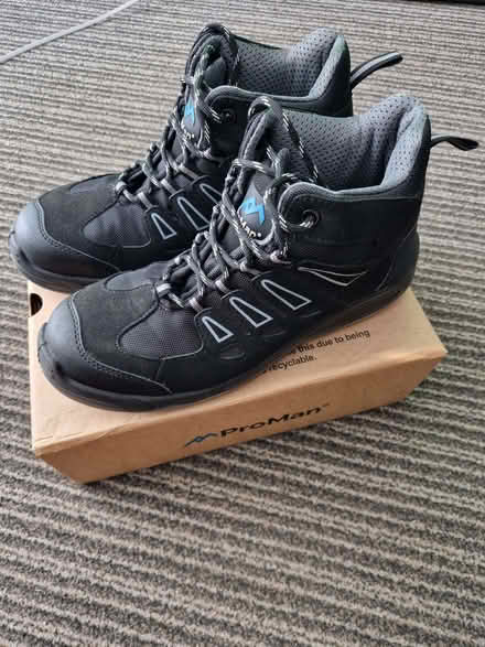 Photo of free Safety boots (Hornchurch RM12) #1