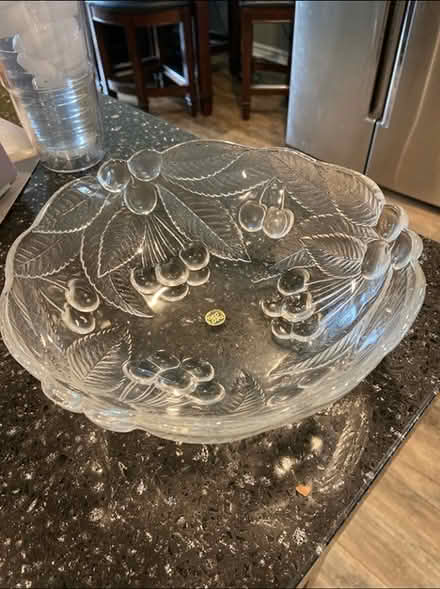 Photo of free Crystal fruit bowl (Streetsville) #1