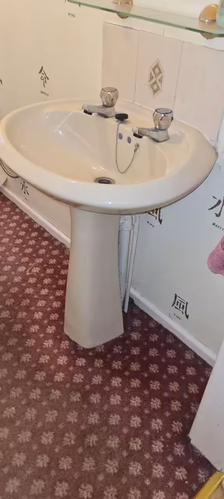 Photo of free Pedestal sink with taps (West Bridgford NG2) #3