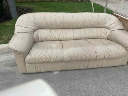 Photo of free Curb alert (Erindale park) #2