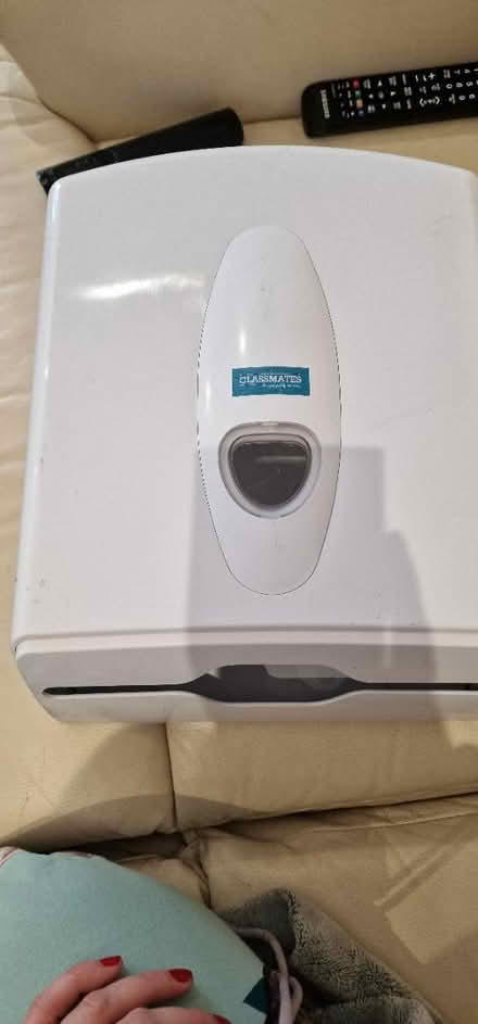 Photo of free Towel holder (HU5 Hull) #1