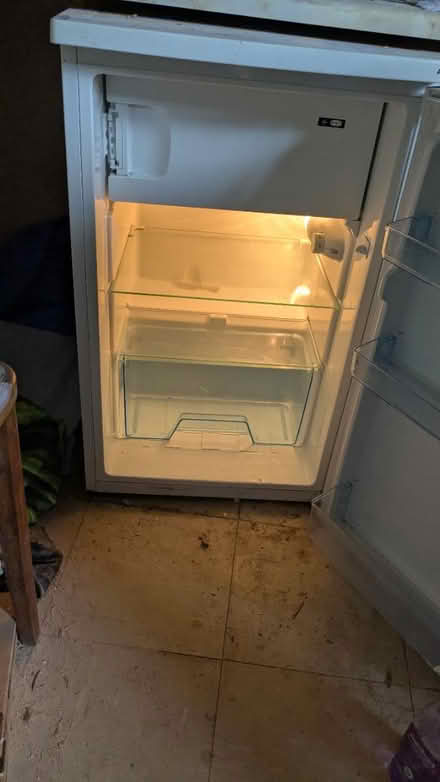Photo of free Mini fridge (WV12 5ls) #4