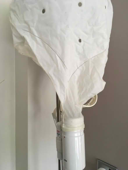 Photo of free Braun floating hood hairdryer (Crowthorne RG45) #1