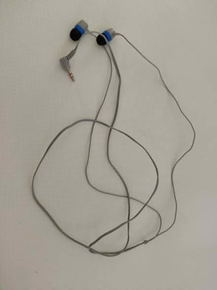 Photo of free BA flight earphones (Jericho OX2) #1