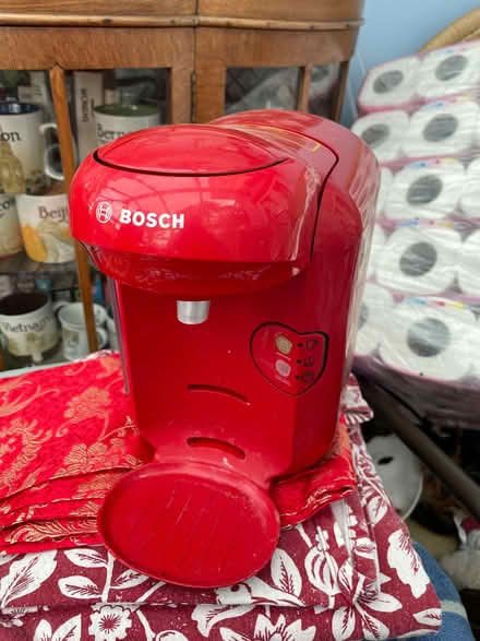 Photo of free Bosch Tassimo Coffee maker (Boscombe BH7) #3