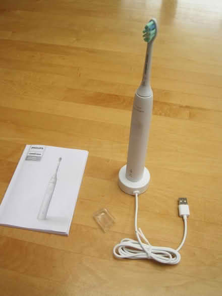 Photo of free Electric tooth brush (Bolton, CT) #1