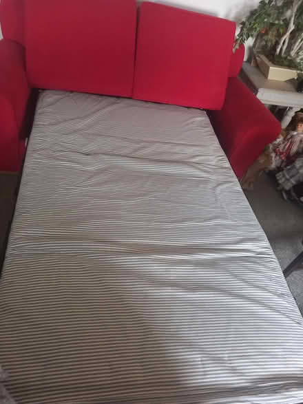 Photo of free red bed settee sofa (Arleston TF1) #3