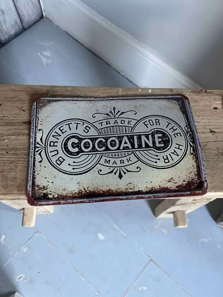 Photo of free Sign (W6) #1