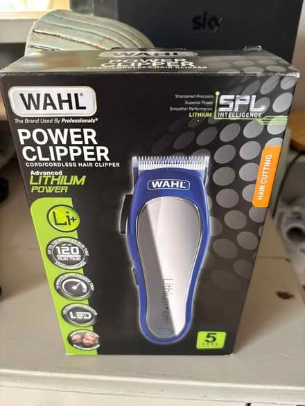 Photo of free Wahl clipper attachments (CB21) #2