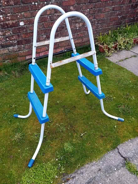 Photo of free Swimming pool steps (Birchgrove, cardiff) #2