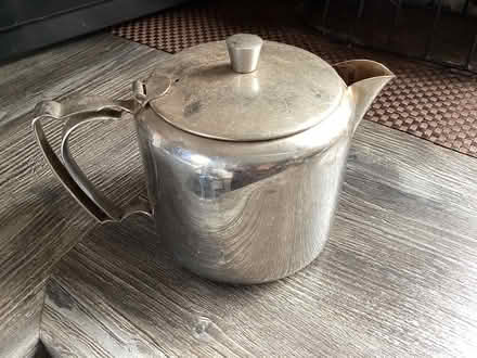 Photo of free Teapot (Bradford BD2) #1